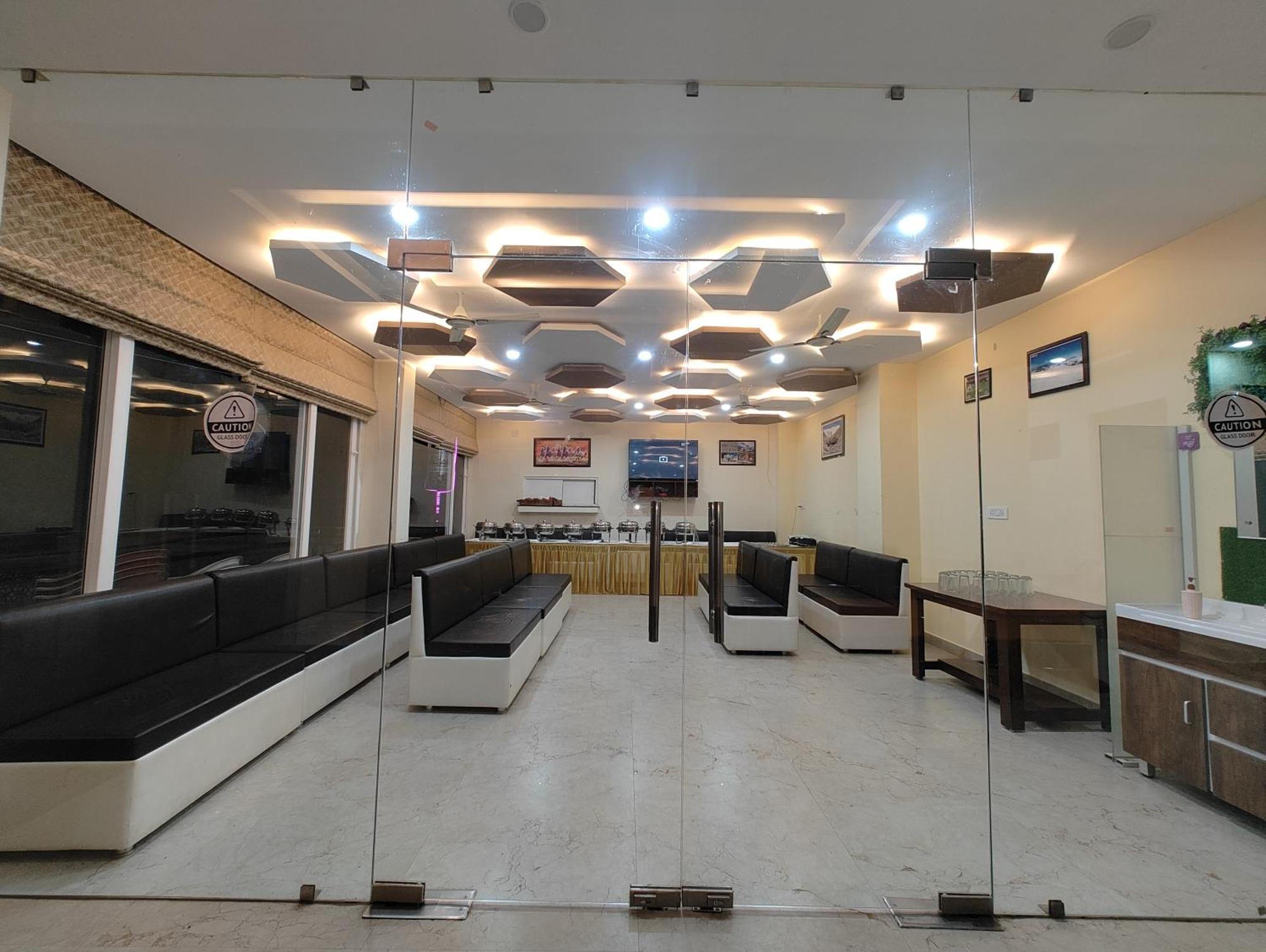 Hotel Anantam Residency Uttarkāshi Exteriér fotografie