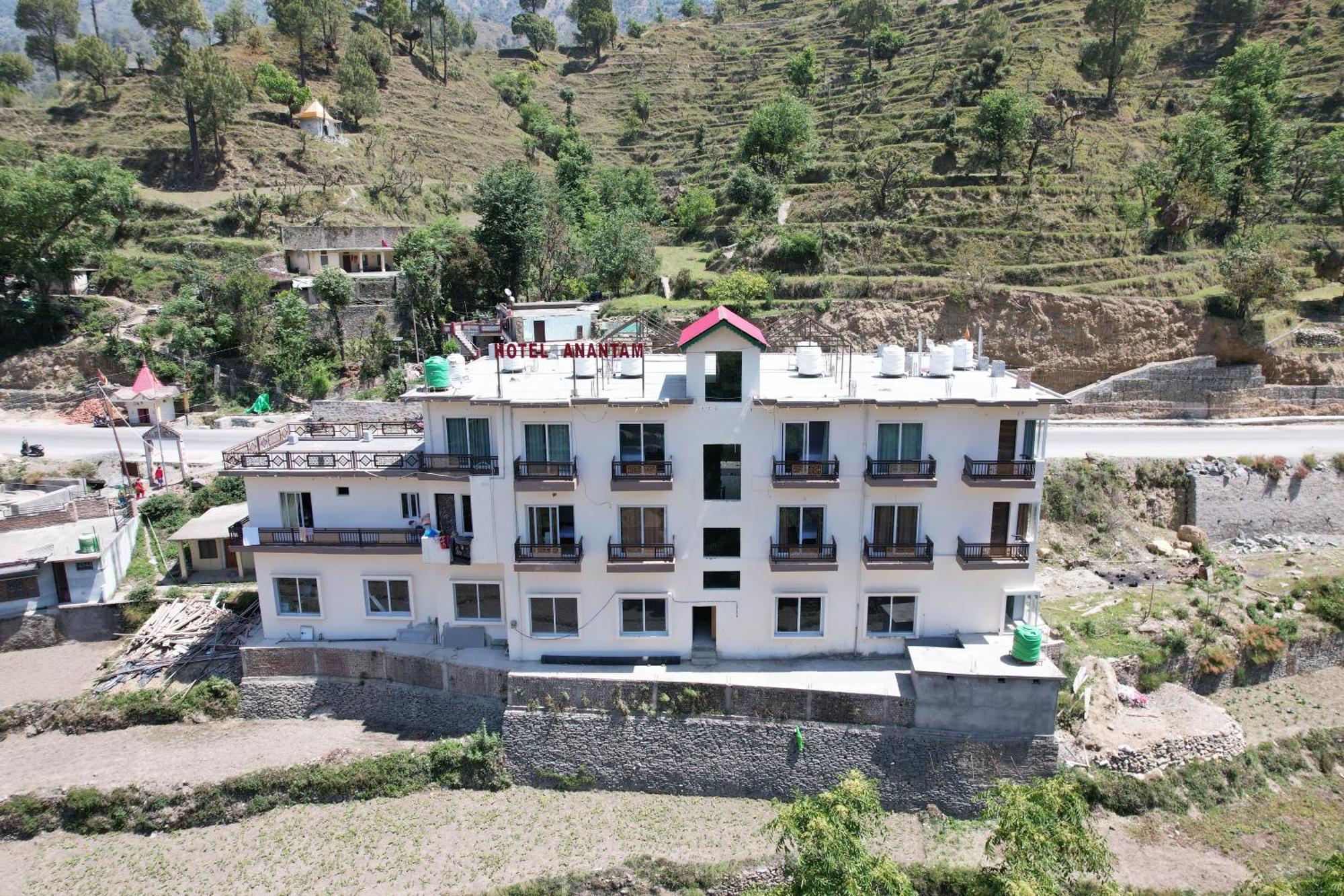 Hotel Anantam Residency Uttarkāshi Exteriér fotografie