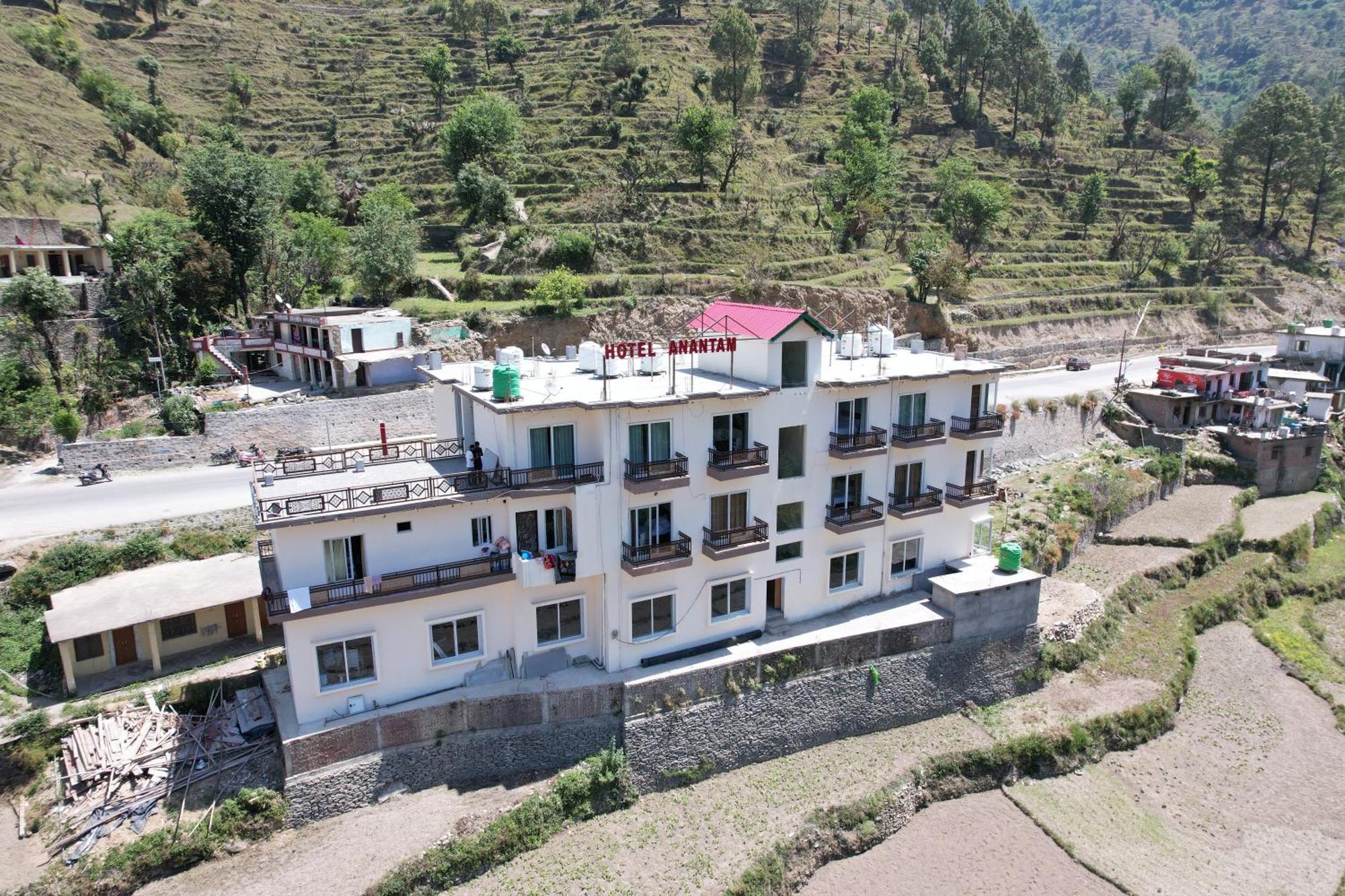 Hotel Anantam Residency Uttarkāshi Exteriér fotografie