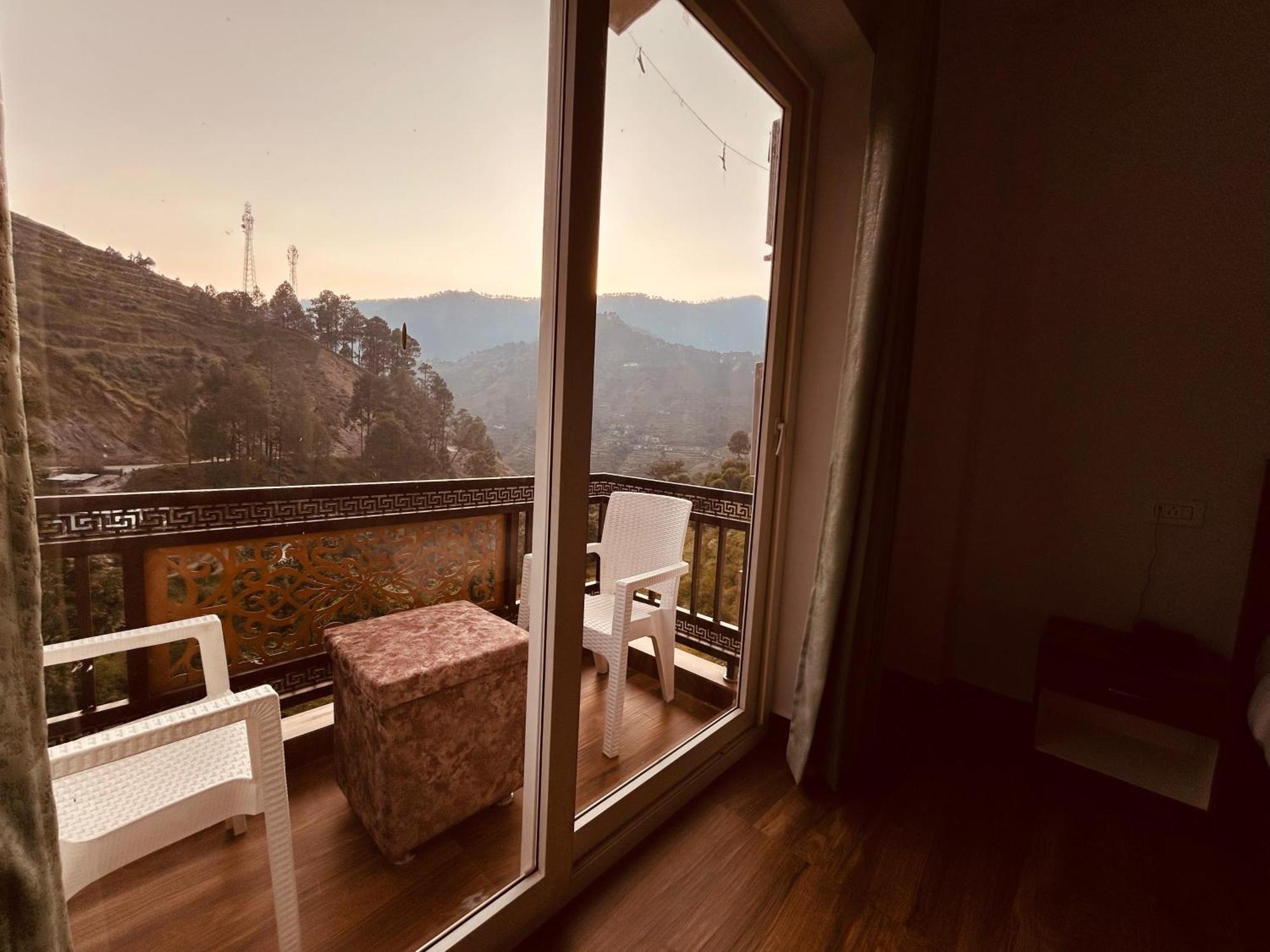 Hotel Anantam Residency Uttarkāshi Exteriér fotografie
